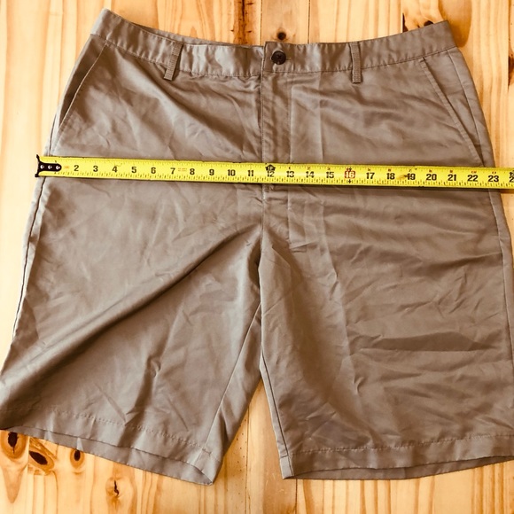 Adidas Mens Shorts 36 Golf Tan 10" Inseam Athletic Workout ClimaLite - Picture 6 of 9